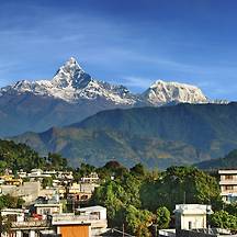네팔 포카라 도시 이미지