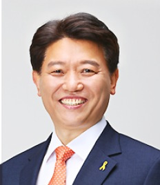 김선동